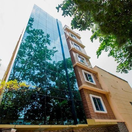 Hotel Gulshan Lake View داكا المظهر الخارجي الصورة